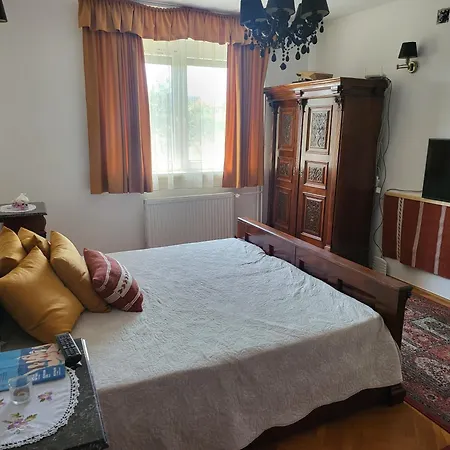 Apartament Kali Medence Kapuja 1 *