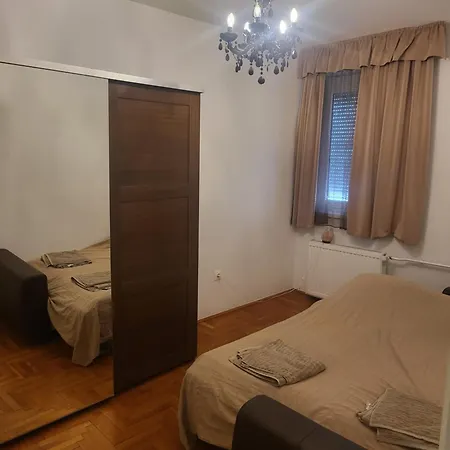 Kali Medence Kapuja 1 Apartament Zánka