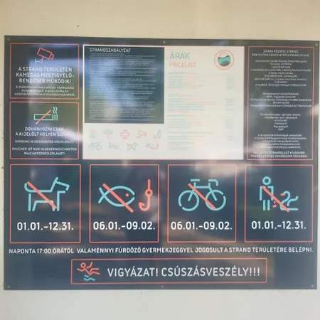 Kali Medence Kapuja 1