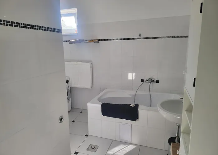 Kali Medence Kapuja 1 * Zánka