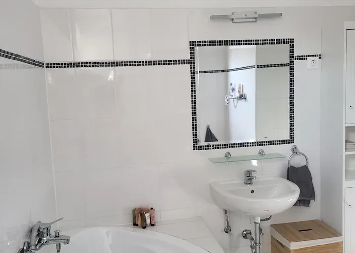 Kali Medence Kapuja 1 Zánka