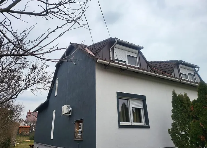 Kali Medence Kapuja 1